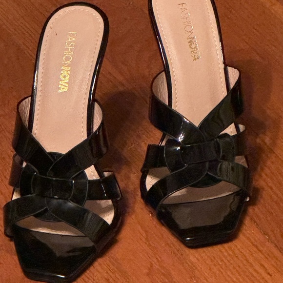 yves Saint Laurent Tribute woven patent plastic FASHION NOVA black stiletto sexy - Picture 4 of 5